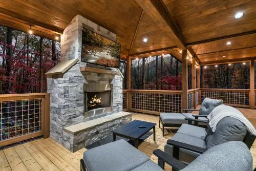Bluff Mountain Retreat photo 1