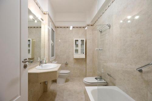 Apartamento con Parking a 15 de la playa