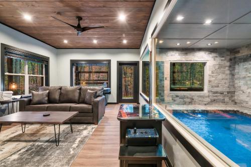Bluff Mountain Retreat photo 5