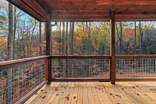 Bluff Mountain Retreat photo 53
