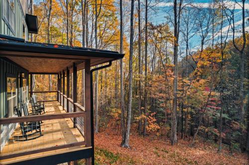 Bluff Mountain Retreat photo 19