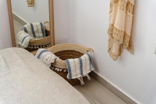 Postel nebo postele na pokoji v ubytování Villa Azur agia Anna