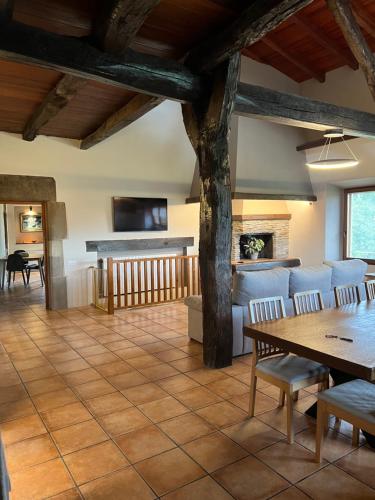 Kuchyň nebo kuchyňský kout v ubytování Casa Vella del Cuní