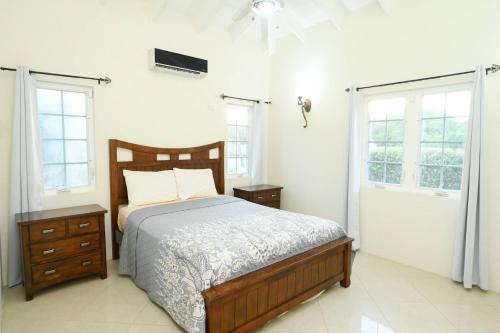 Iyanola Tee Joys Villa photo 2