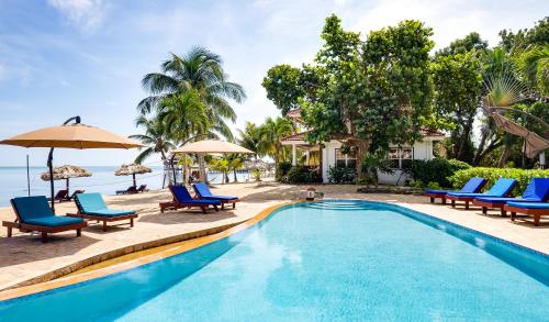 Bazén v ubytování Belizean Dreams Resort nebo v jeho okolí