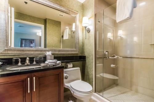 Et badeværelse på Stunning MGM Studio Strip View 16611