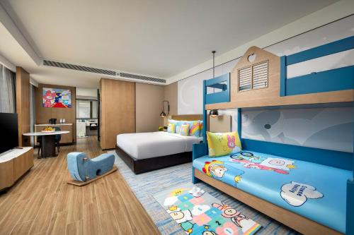 Postel nebo postele na pokoji v ubytování Crowne Plaza Sanya Yazhou Bay by IHG