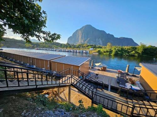 Příroda nedaleko ubytování na lodi