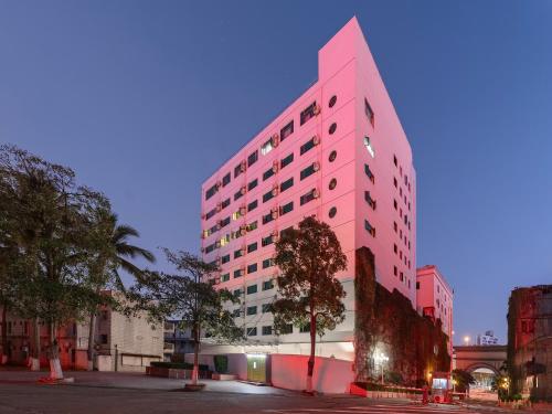 ホテルが所在する建物