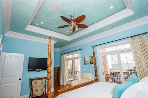 Μια τηλεόραση ή/και κέντρο ψυχαγωγίας στο 3BR Luxury Vacation Home - Unbeatable Location and View
