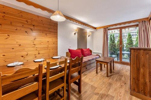 Résidence Les Hauts De Preclaux - Appartement en rez-de-jardin aux Orres 1800 MAE-3011