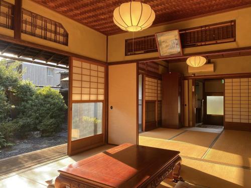 Zona de estar de The Nomad Inn Yugejima