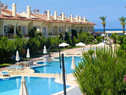 Πισίνα στο ή κοντά στο SUNSET BEACH CLUB LEBRENTALS