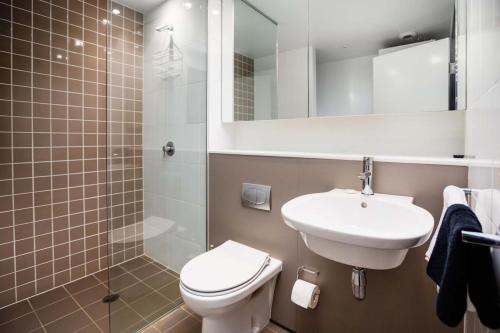 Koupelna v ubytování Honeysuckle Executive Suites