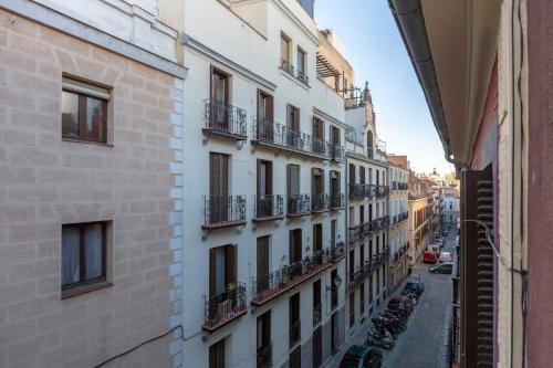 Flat in Madrid Malasaña, Plaza España