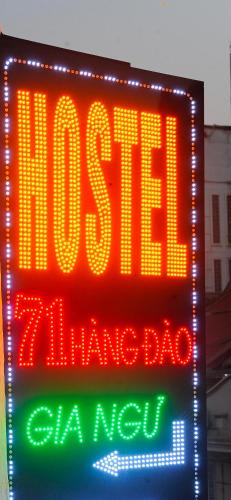 Old Quarter Hostel 71 Hàng Đào