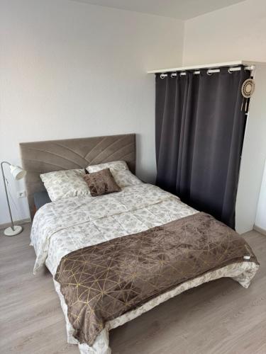 Cozy studio near tram - center