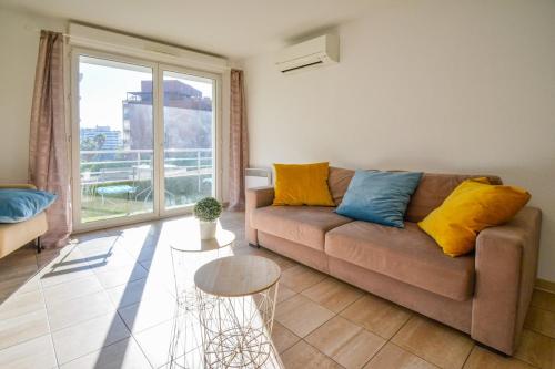 Port Marianne avec terrasse et parking gratuit