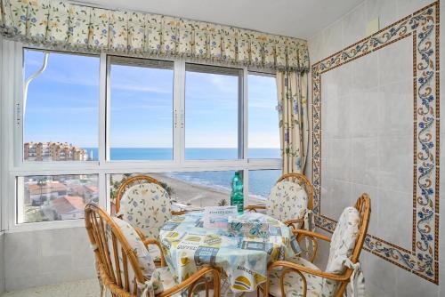 Frontline Beautiful Studio A48