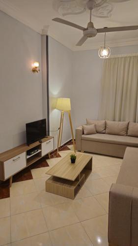 Cozy Retreat by The Sea