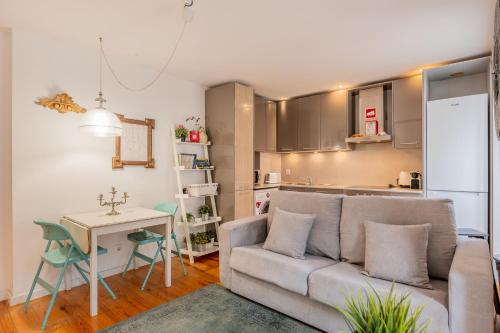 BmyGuest - 28 Tram Central Apartment