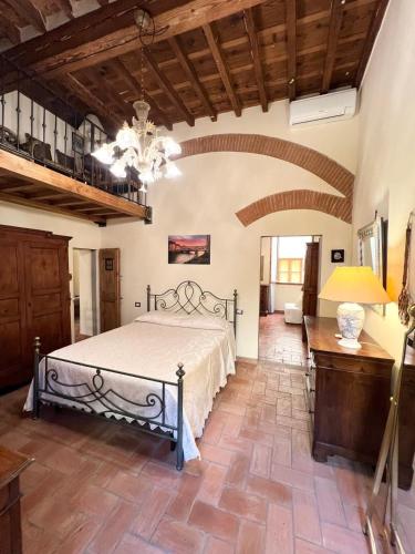 Traditional Central Apartment