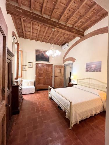 Traditional Central Apartment
