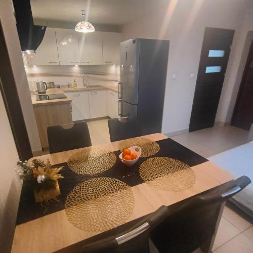 Dapur atau dapur kecil di Apartamenty u Maksa