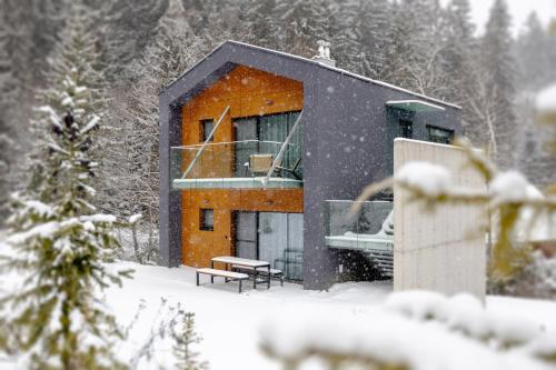 Malino Resort & Residences - Ski and Bike Apartments