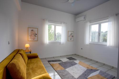 Ruang duduk di Villa Josefine - With private pool and parking