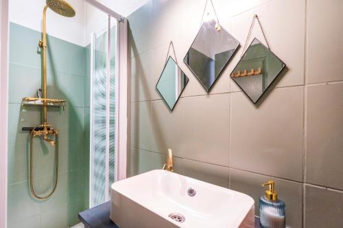 Ένα μπάνιο στο Appartement Mignon, Plein Centre