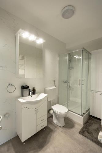 Um banheiro em KAME apartmani 亀