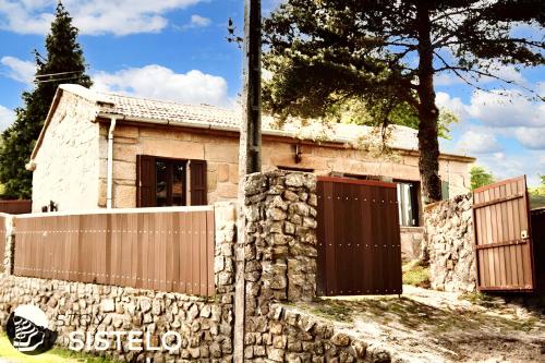 Charming House in Sistelo + View