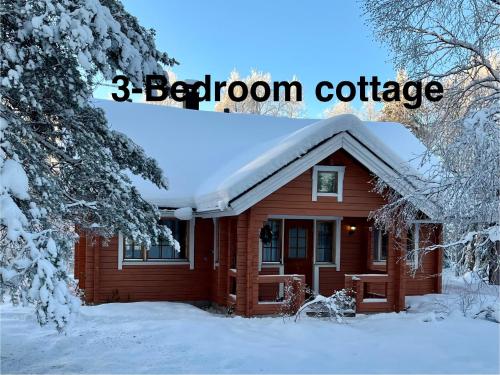 Το Log cottages in 10 min from Santa Claus Village-Sauna&FreeParking τον χειμώνα