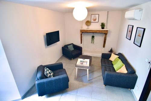 Photo de la galerie de l'établissement Charmante maison de centre-ville, à Montélimar