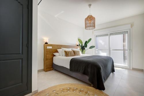 Apartment Diez in Estepona spacious balcony and sea view