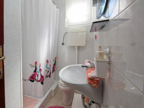 Koupelna v ubytování Apartments Dragica