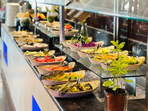 Jídlo v hotelu nebo okolí