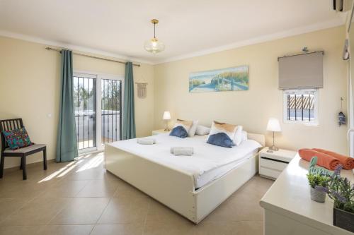 Villa at walking distance from center and beach! photo 2