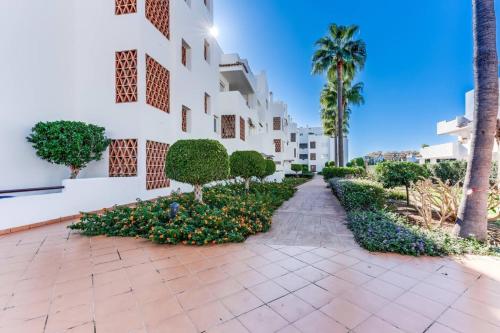 Beautiful Casita Near Lunymar Golf Course with Stunning Views