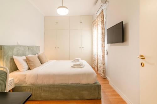 Stylish 2-Bedroom Apartment with Big Terrace in Athens