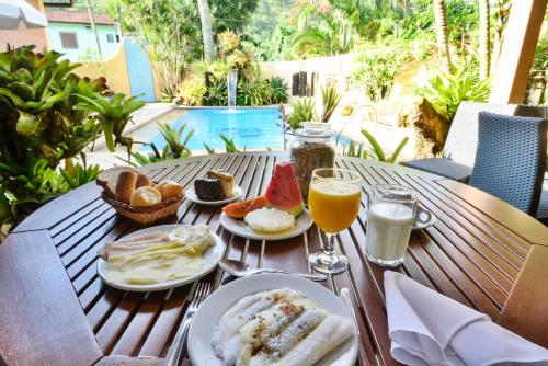 Mad på kroen eller i nærheden