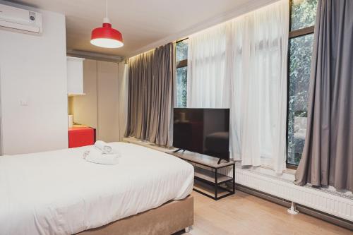 Tsakalof 10A Elegant Studio by Zeus Suites