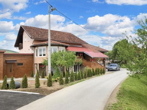 Charming apartment in Rakovica with shared pool - 35 sqm