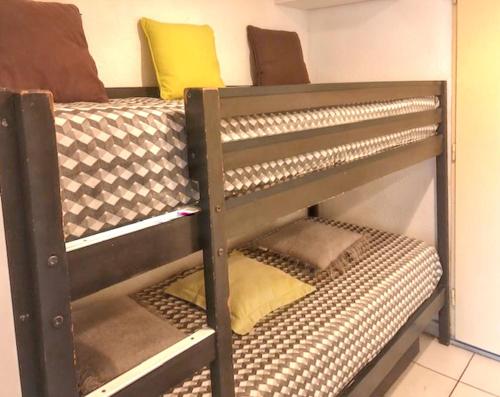 Katil atau katil-katil dalam bilik di Studio confortable à Argelès-sur-Mer 25 m² vue mer