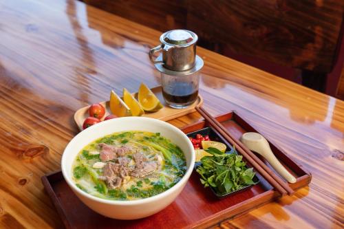 Đồ ăn tại/gần chỗ nghỉ nhà dân