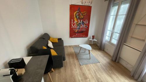 Ruang duduk di Studio Versailles centre