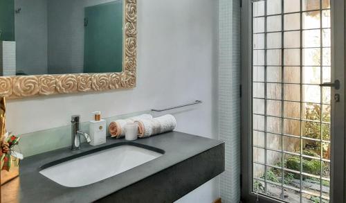 Billede fra billedgalleriet på Charming House in Covelas with Pool and Mountain View i Póvoa de Lanhoso