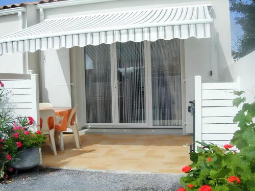 Maison chaleureuse à Notre-Dame-de-Monts avec terrasse