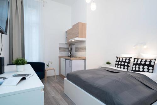 Well located charming studio